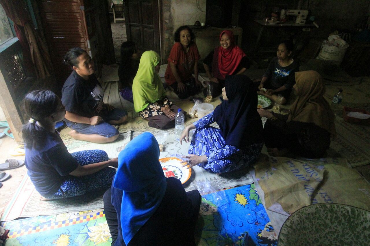 Pelatihan Bakpia di Sapon oleh KKN IIQ