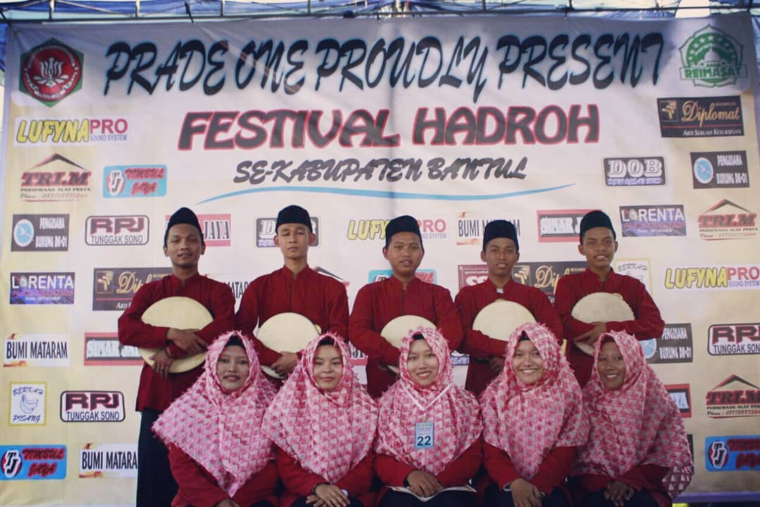 Raih Juara III Hadroh IIQ An Nur pada Festival Hadroh DIY Raih Juara III Hadroh IIQ An Nur pada Festival Hadroh DIY